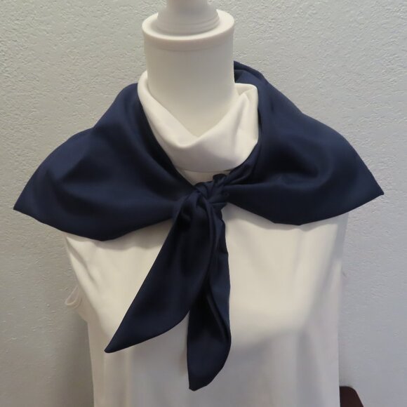 Handmade Z Scarf Navy Blue Cotton Blend - Picture 3 of 3